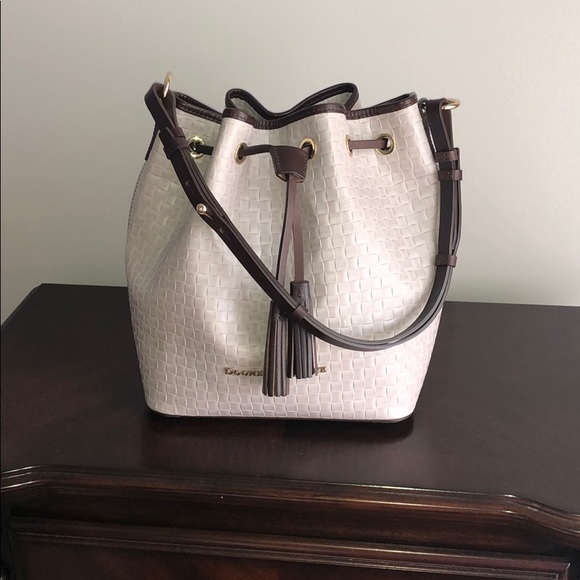 dooney and bourke drawstring bag